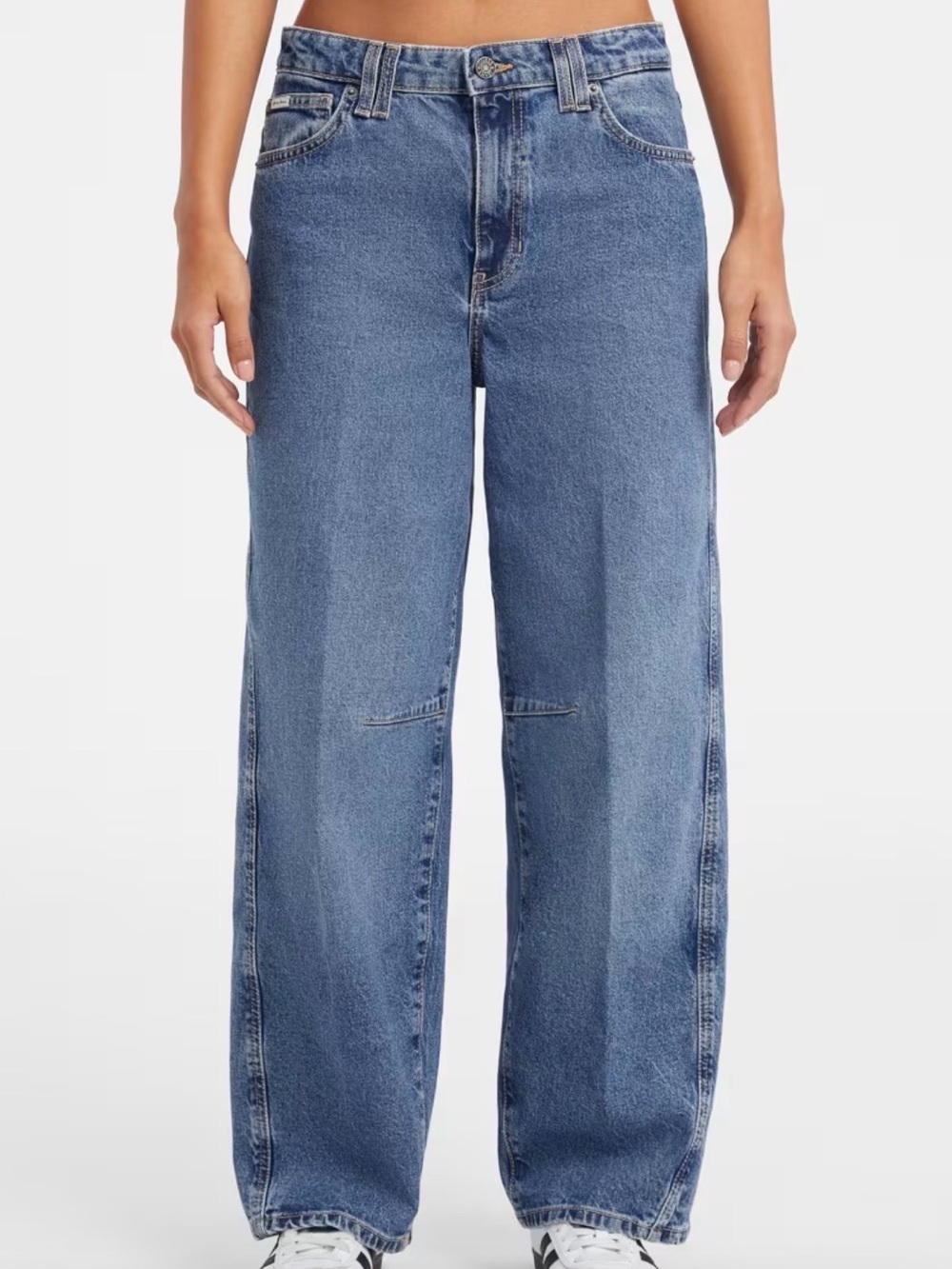 Guess Wide-Leg High-Rise Jeans in Medium Blue
